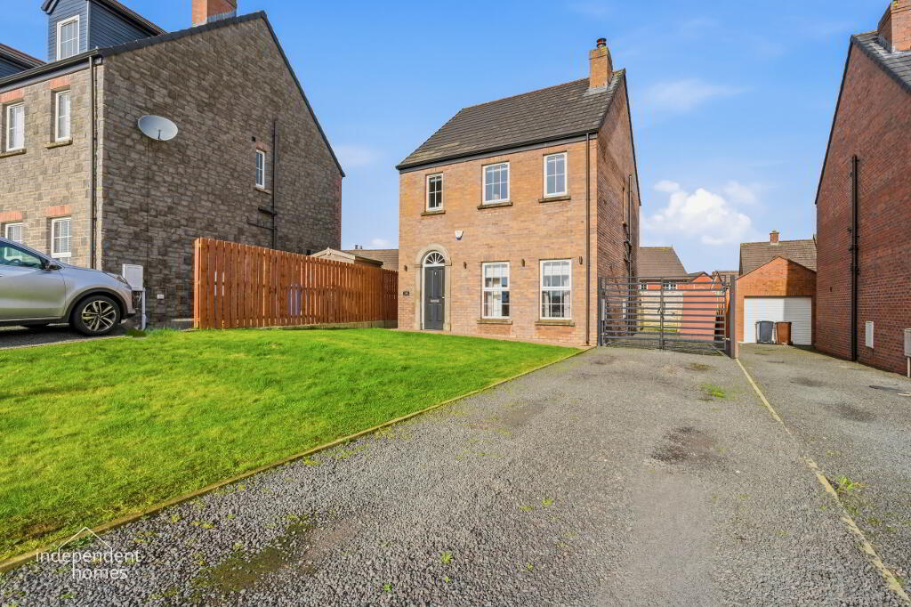 Photo 1 of 14 Clover Brook, Larne