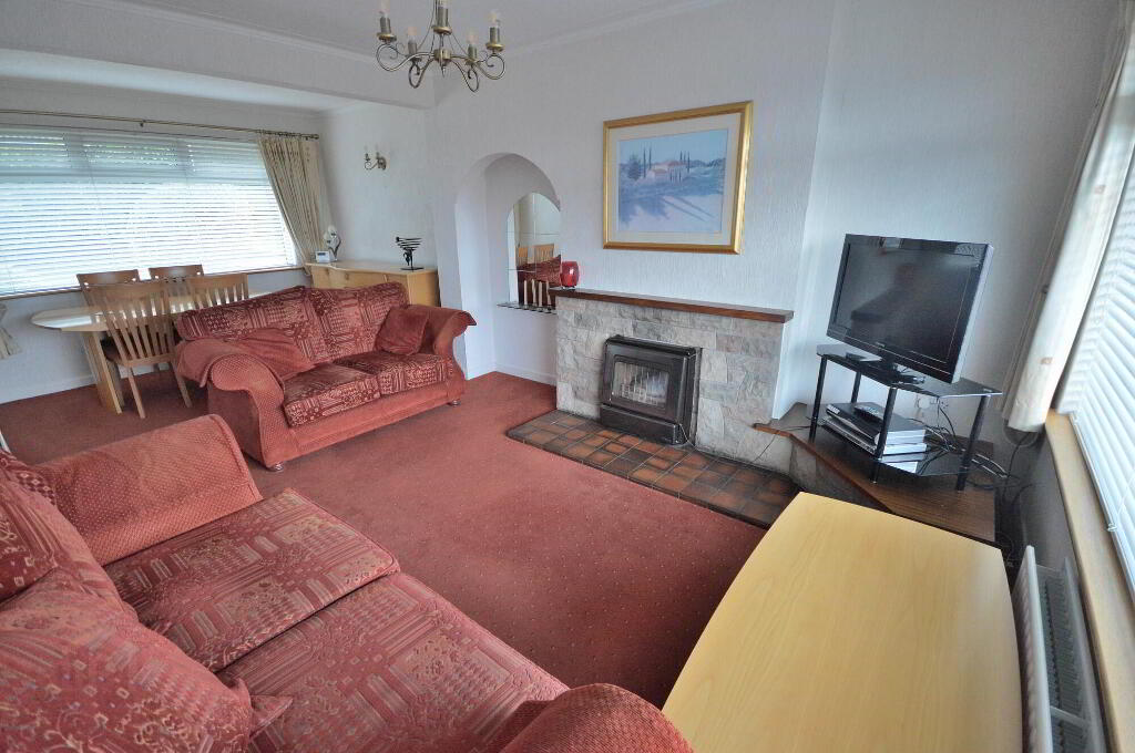 Photo 5 of 10 Binnian Ave, Newtownards