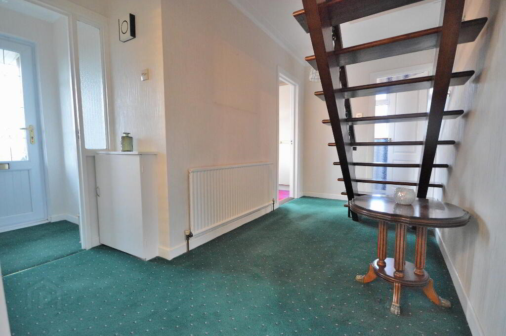 Photo 3 of 10 Binnian Ave, Newtownards