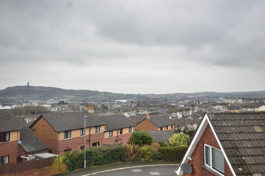 Photo 21 of 10 Binnian Ave, Newtownards