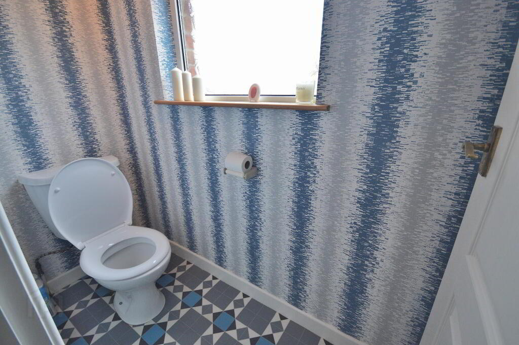 Photo 13 of 10 Binnian Ave, Newtownards