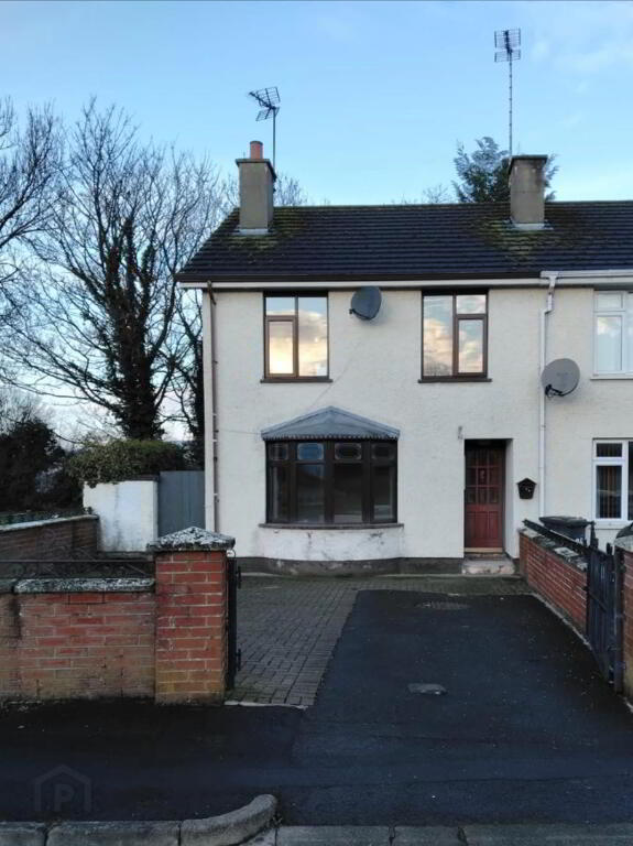 Photo 1 of 27 Bradley Park, Draperstown