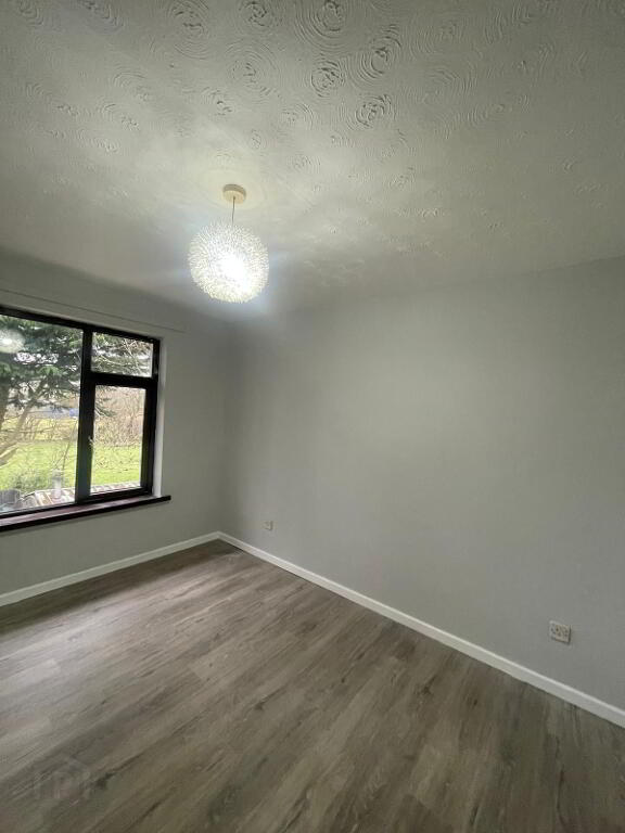 Photo 3 of 27 Bradley Park, Draperstown