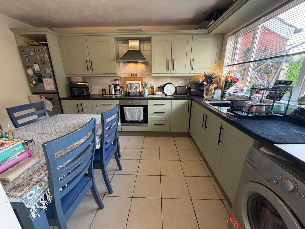 Photo 3 of 12 Esker Gardens, Waterside, L'Derry