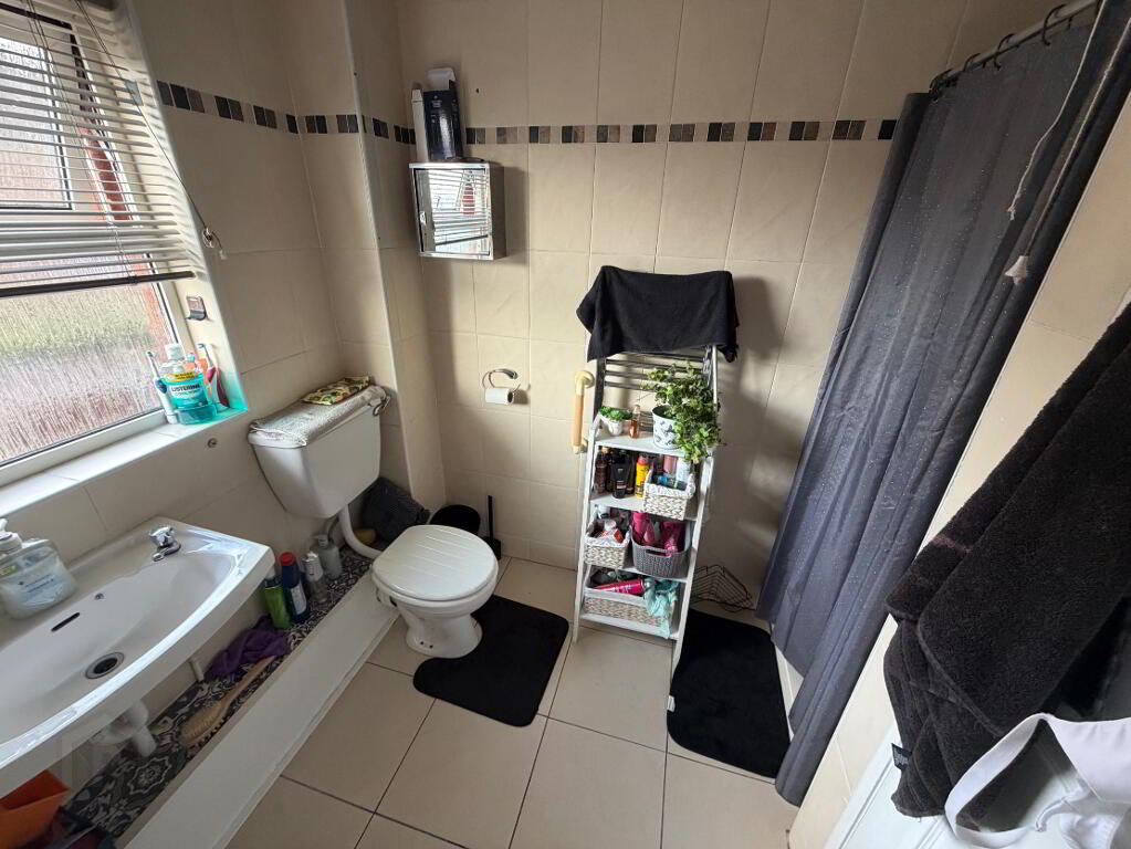 Photo 7 of 12 Esker Gardens, Waterside, L'Derry