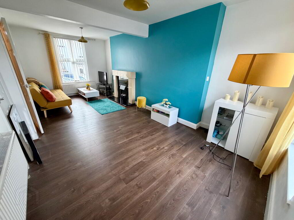 Photo 4 of 17 Florence Street, Waterside, L'Derry