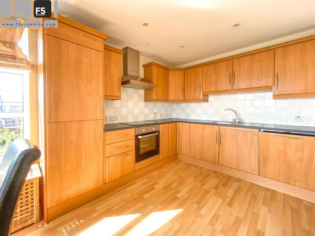 701 Park Ave-Kitchen