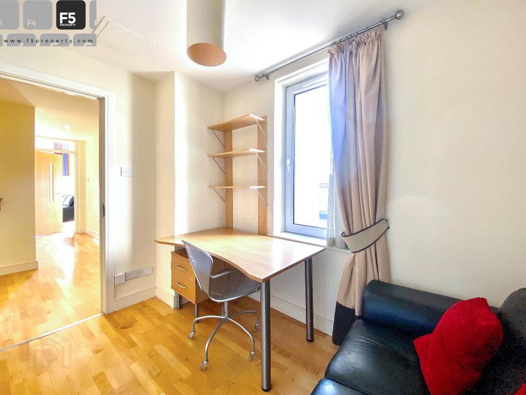 701 Park Ave-Bed 3 study