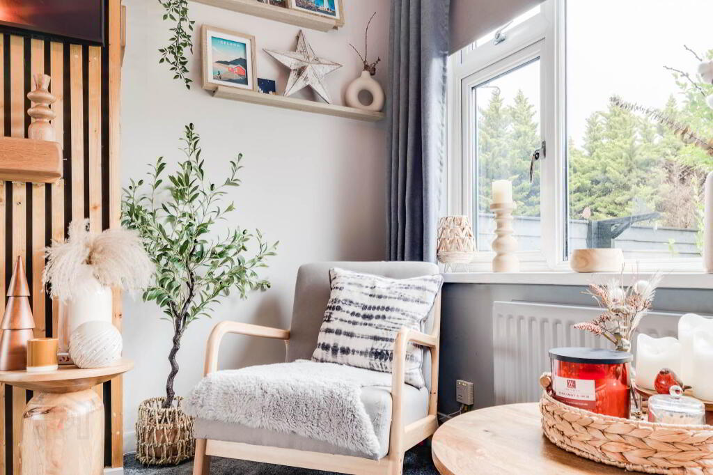 Photo 9 of 49 Monea Way, Bangor