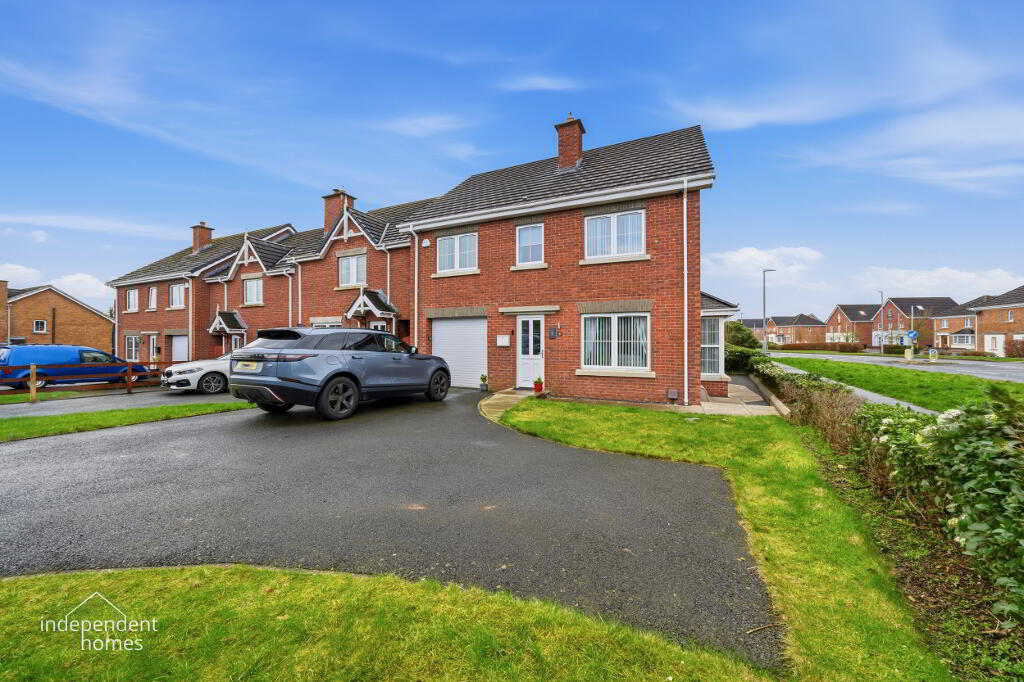 Photo 1 of 8 Hampton Close, Larne