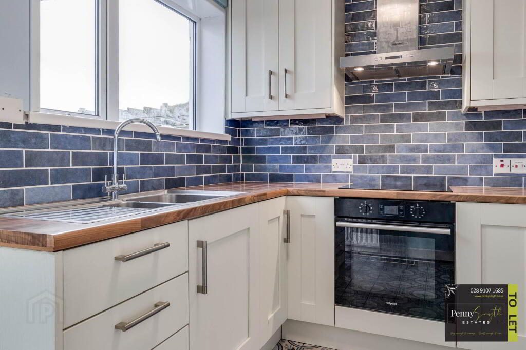 Photo 15 of 44 Ardmillan Crescent, Newtownards