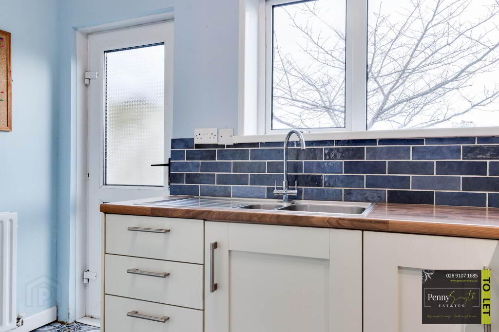 Photo 16 of 44 Ardmillan Crescent, Newtownards