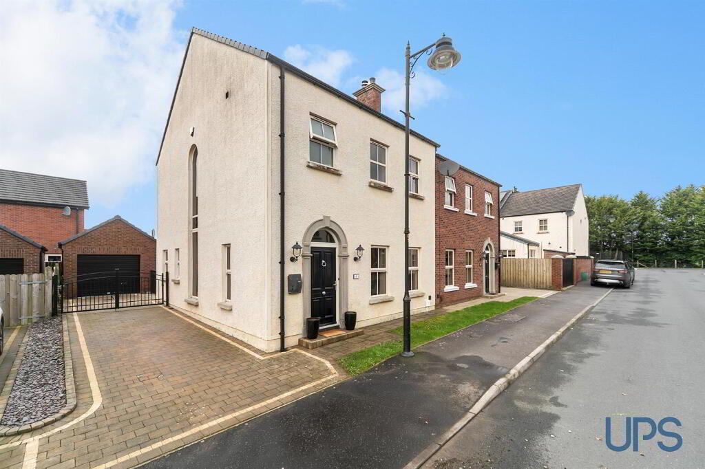 4 Chestnut Grange, Glenavy, BT29 4GR