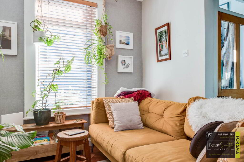 Photo 9 of 30 Beatrice Road, Bangor