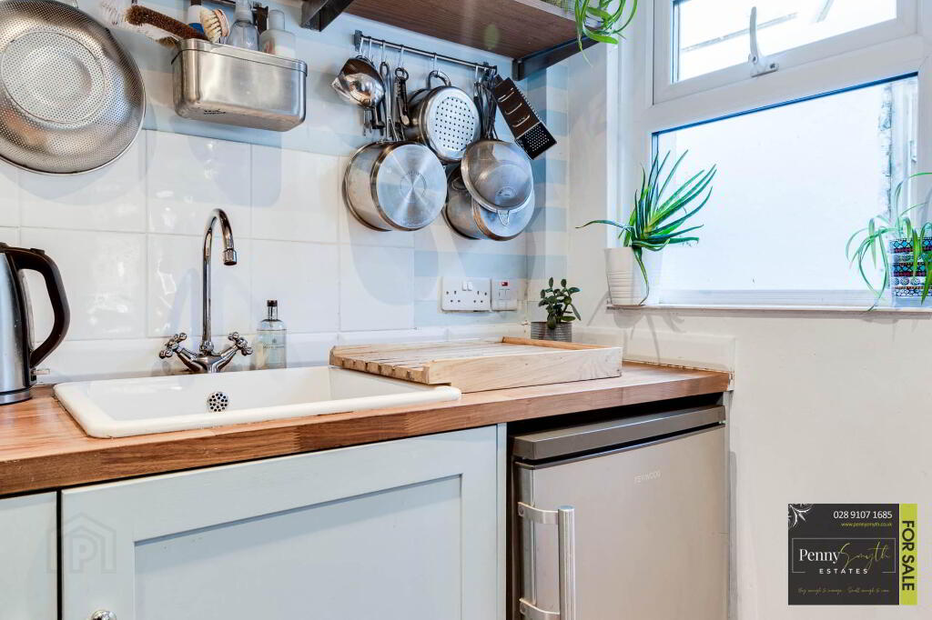 Photo 16 of 30 Beatrice Road, Bangor