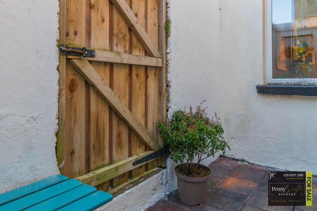 Photo 34 of 30 Beatrice Road, Bangor