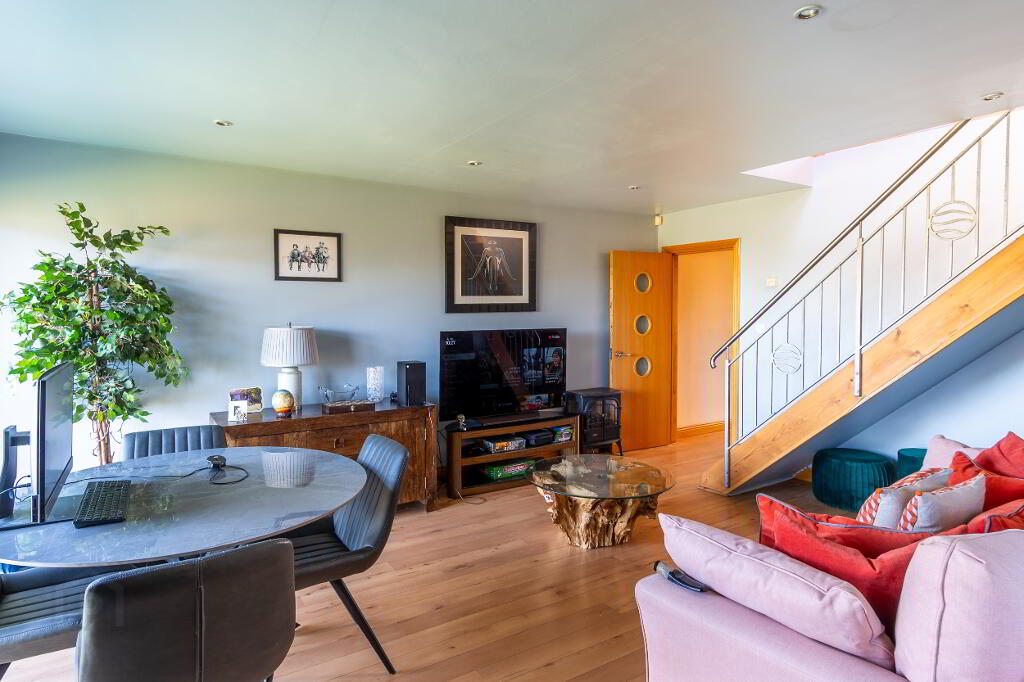 Photo 1 of 29 Silverwood Court, Lurgan