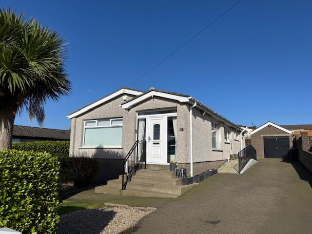 Photograph 1,  12 Donegall Crescent