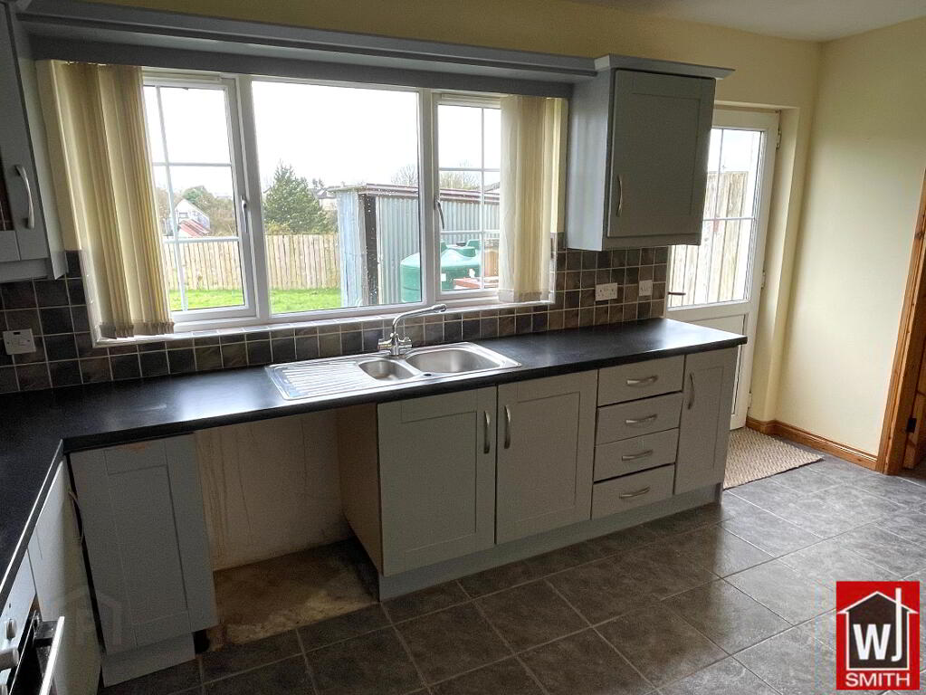 Photo 11 of 7 Milldam View, Castlederg