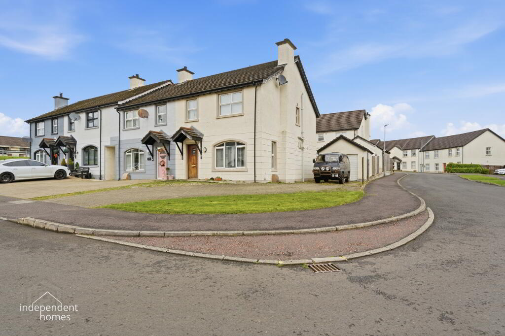 Photo 1 of 18 Loranville, Larne