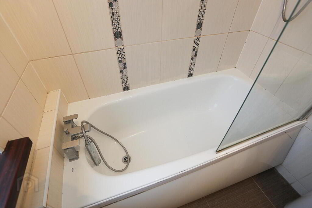 Photo 14 of 54 Rosebery Gardens, Belfast