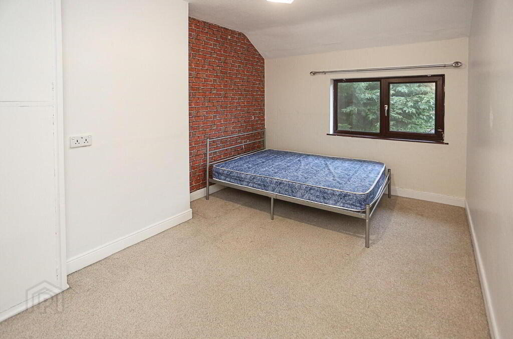 Photo 23 of 54 Rosebery Gardens, Belfast