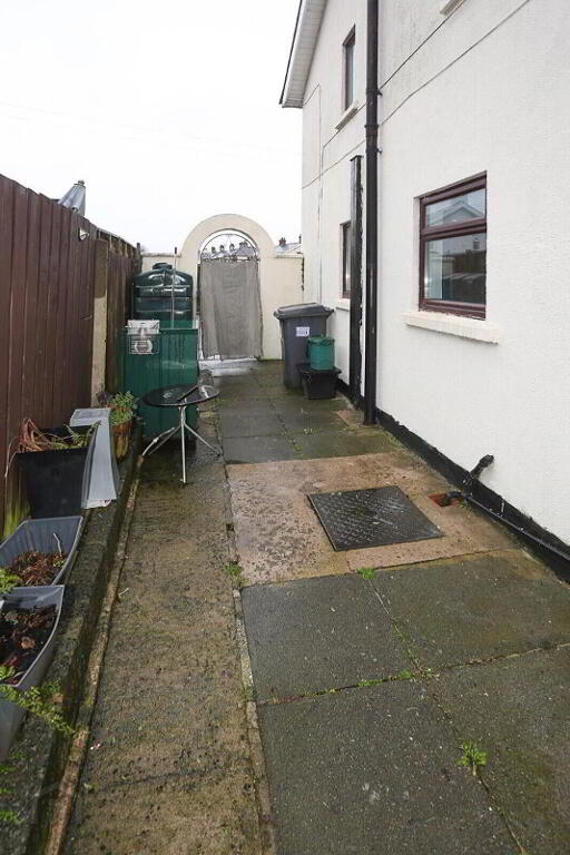 Photo 31 of 54 Rosebery Gardens, Belfast