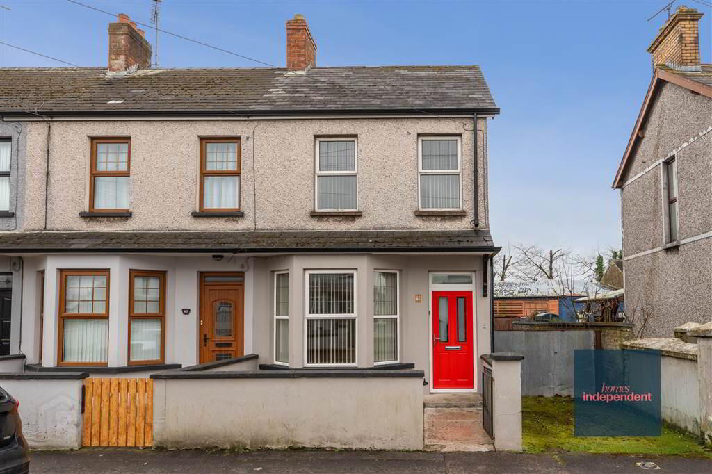 2 Bedroom Terraced in BT43 6EL