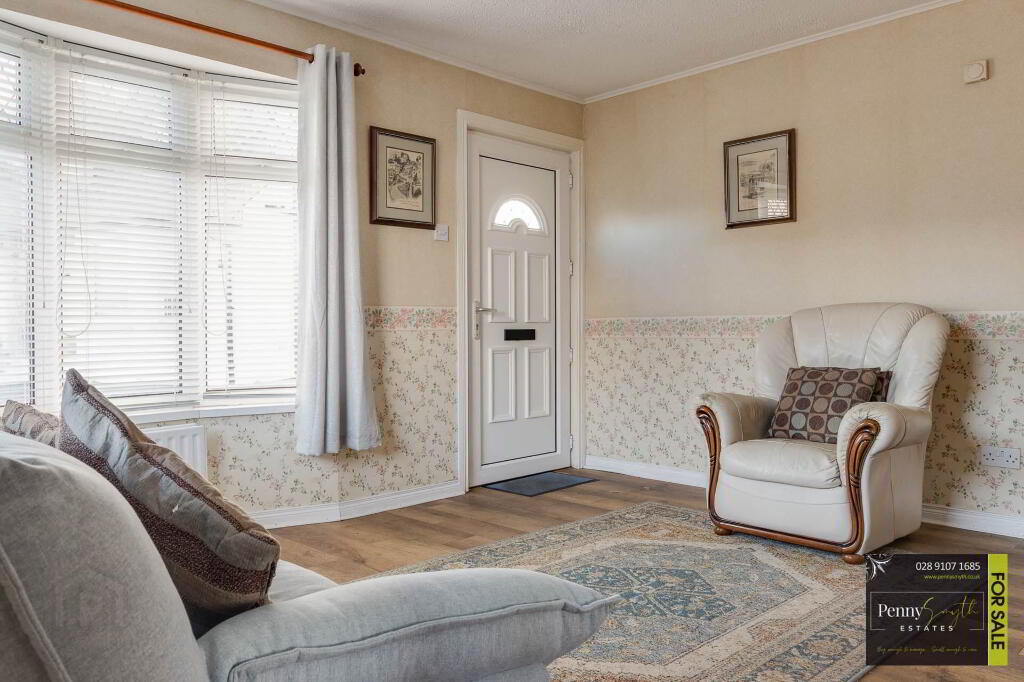 Photo 5 of 8a Andrews Shorefield, Bangor