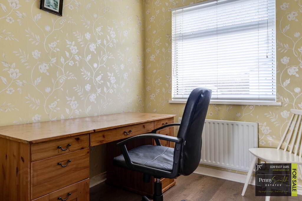 Photo 23 of 8a Andrews Shorefield, Bangor