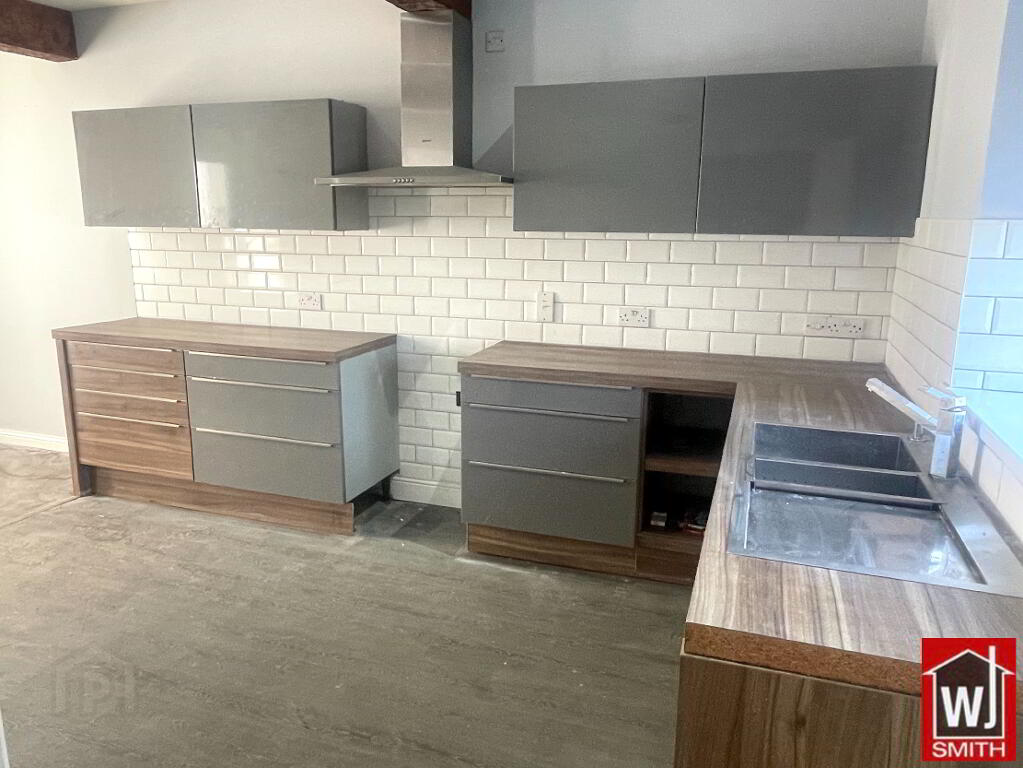 Photo 9 of 32 Main Street, Gortin, Omagh