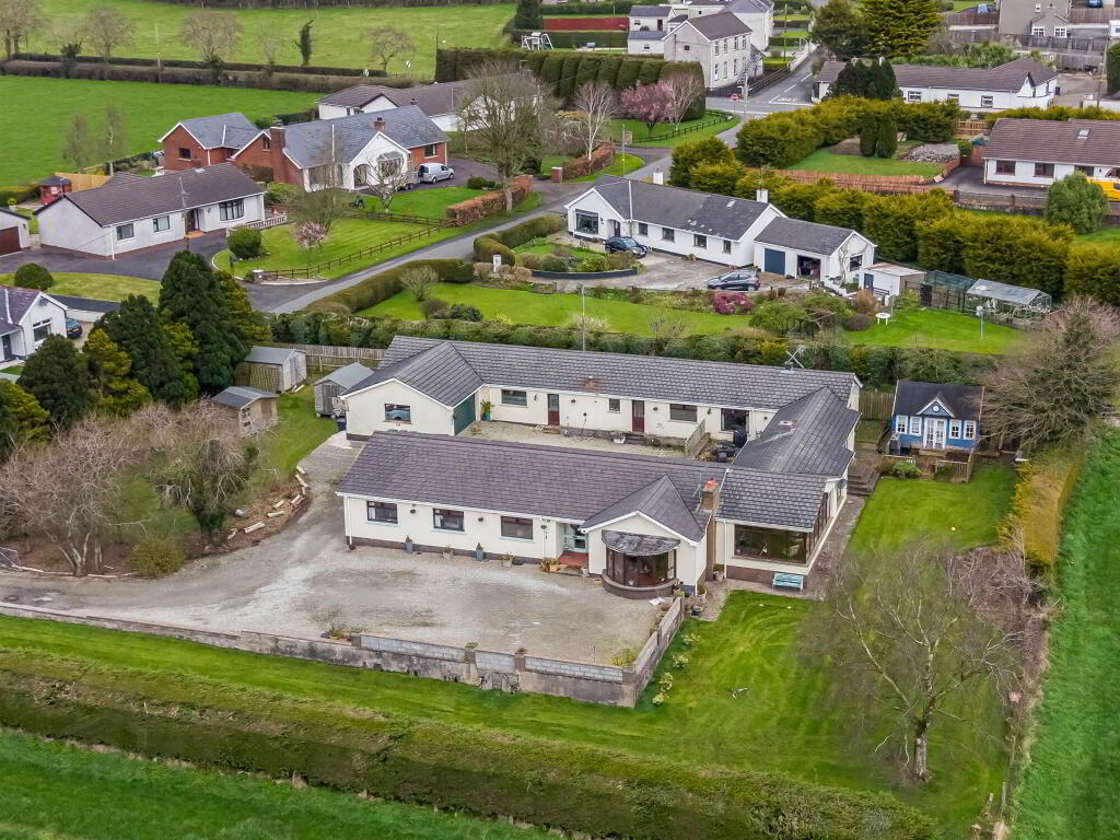 36 Moneybroom Road, Lisburn, BT28 2QP