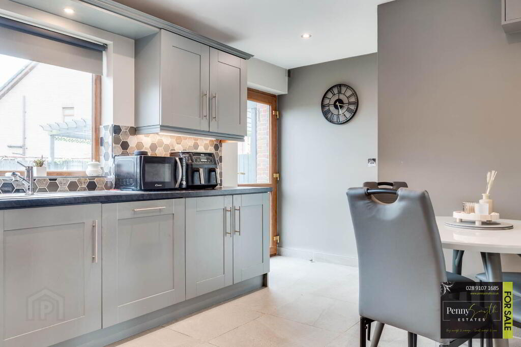 Photo 14 of 11 Stonebridge Lane, Newtownards