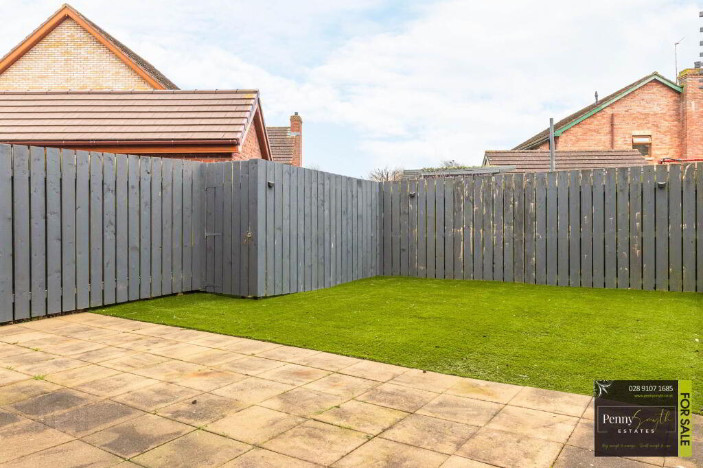 Photo 33 of 11 Stonebridge Lane, Newtownards