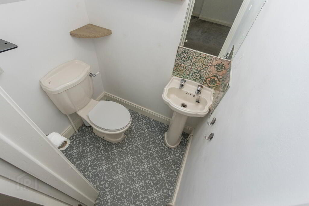 Photo 16 of 234 Ballygowan Road, Belfast