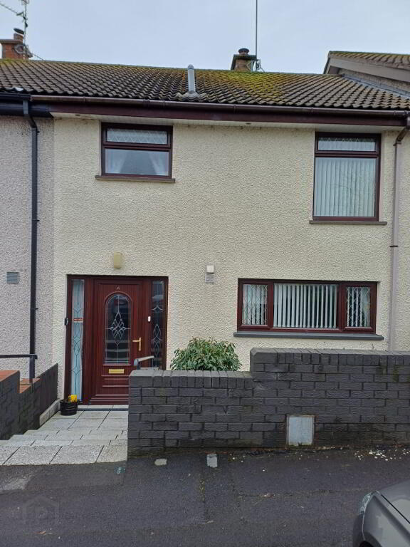 Photograph 1, 6 Lessize Park