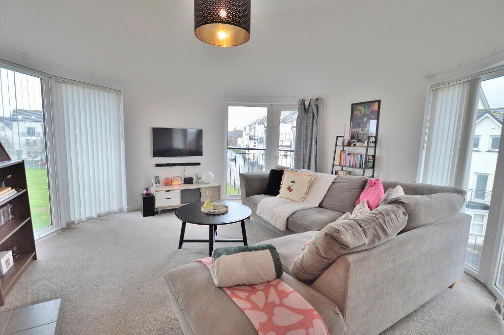 Photo 6 of 42 Linen Crescent, Bangor