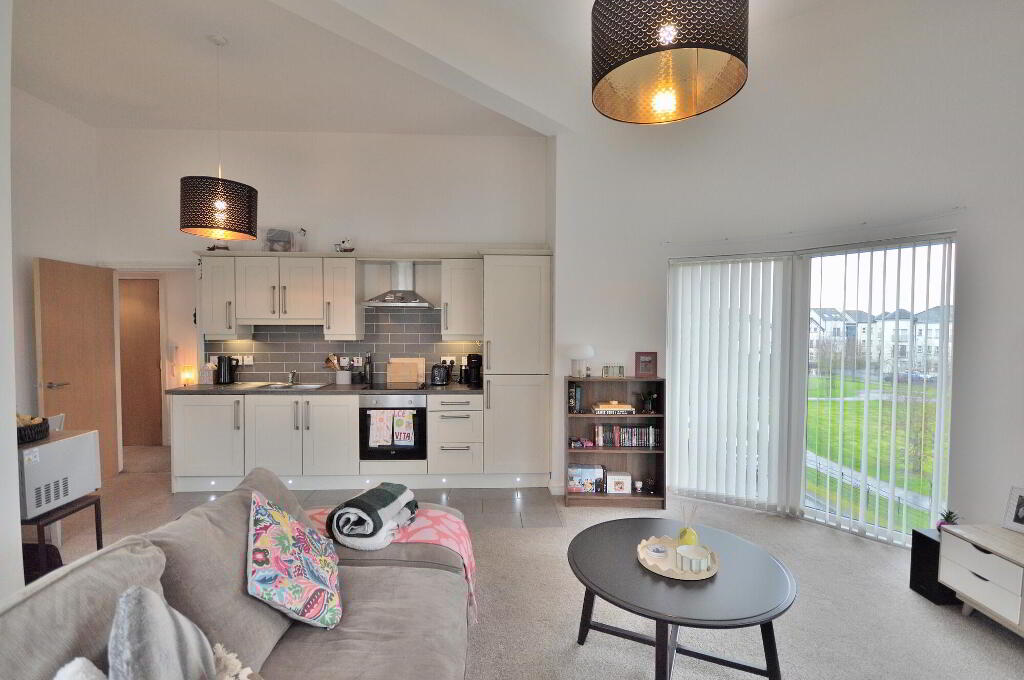 Photo 5 of 42 Linen Crescent, Bangor