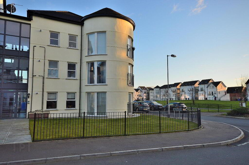 Photo 15 of 42 Linen Crescent, Bangor