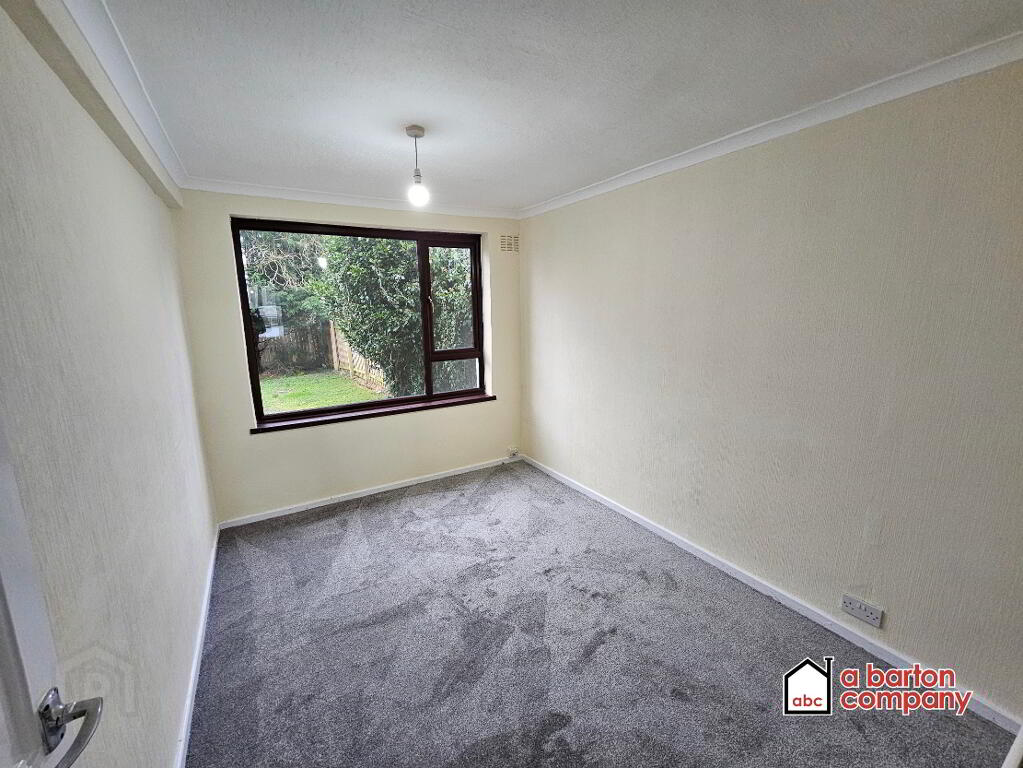 Photo 4 of 15 Fernagh Drive, Whiteabbey, Newtownabbey