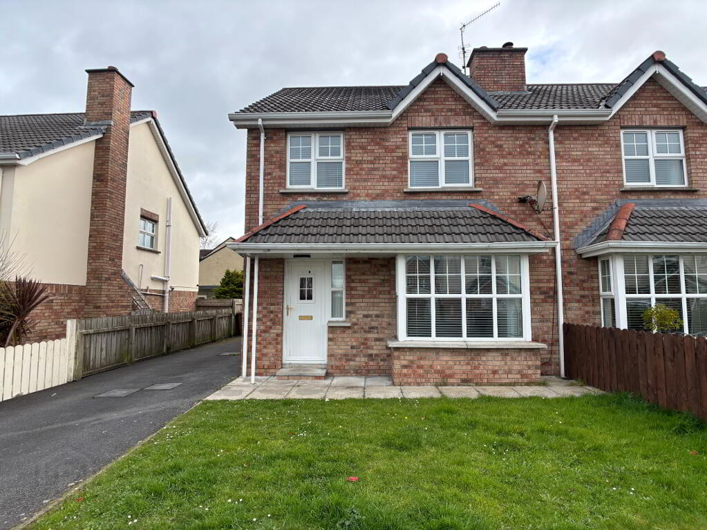 Photo 1 of 100 Carrigart Crescent, Craigavon