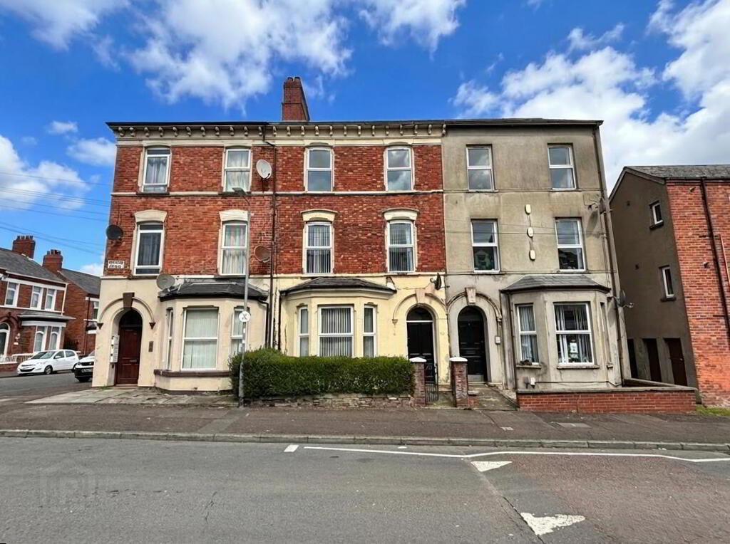 5 Woodland Avenue, Belfast, BT14 6BY