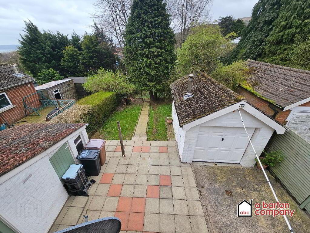 Photo 4 of 69 Church Crescent, Glengormley, Newtownabbey