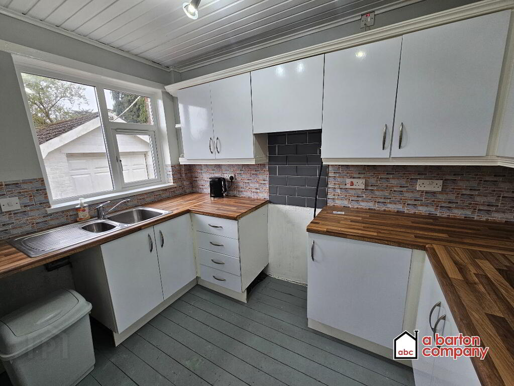 Photo 12 of 69 Church Crescent, Glengormley, Newtownabbey