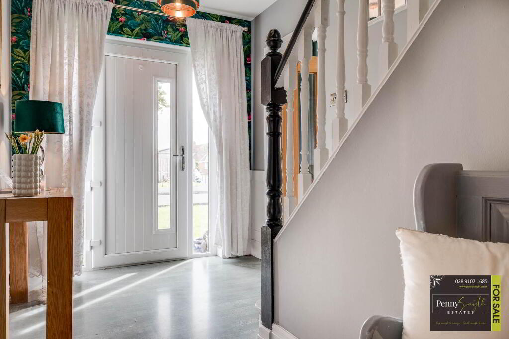 Photo 5 of 28 Malvern Heights, Bangor