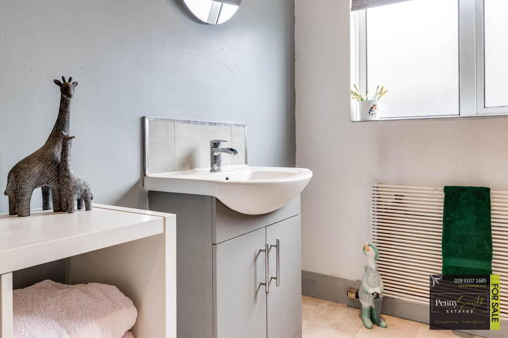 Photo 21 of 28 Malvern Heights, Bangor