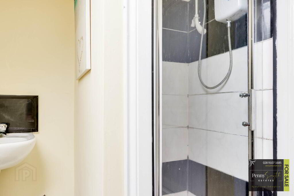 Photo 34 of 28 Malvern Heights, Bangor