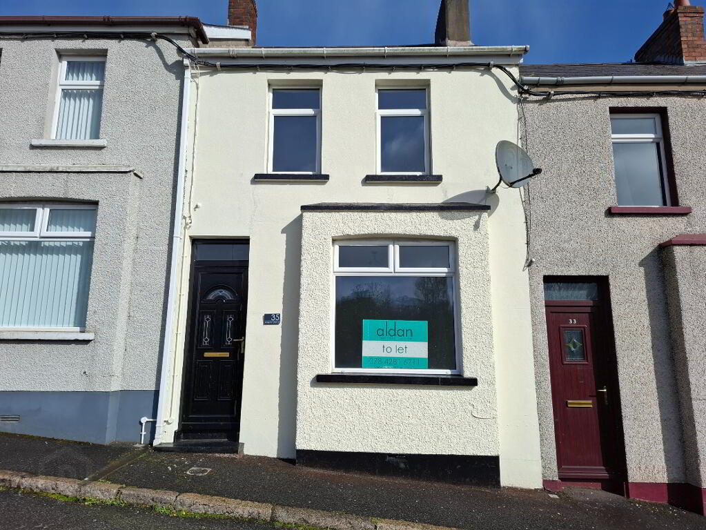 Photograph 1, 35 Kitcheners Avenue