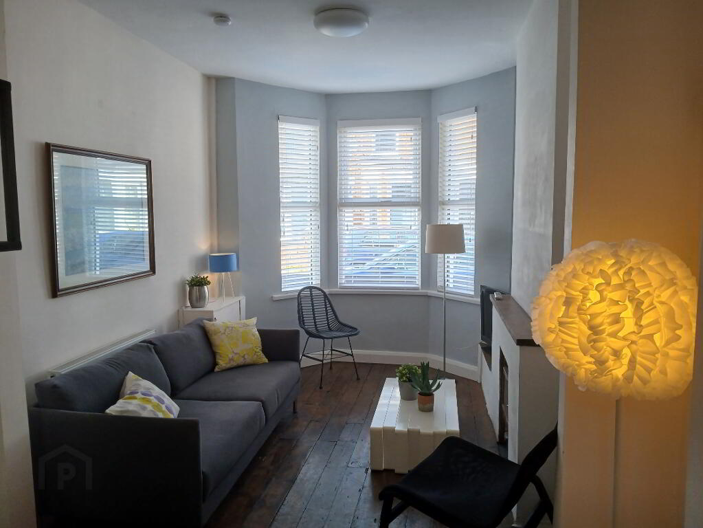 Photo 3 of 33 Kensington Avenue, Belfast