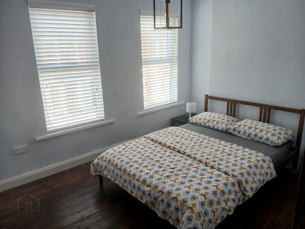 Photo 11 of 33 Kensington Avenue, Belfast